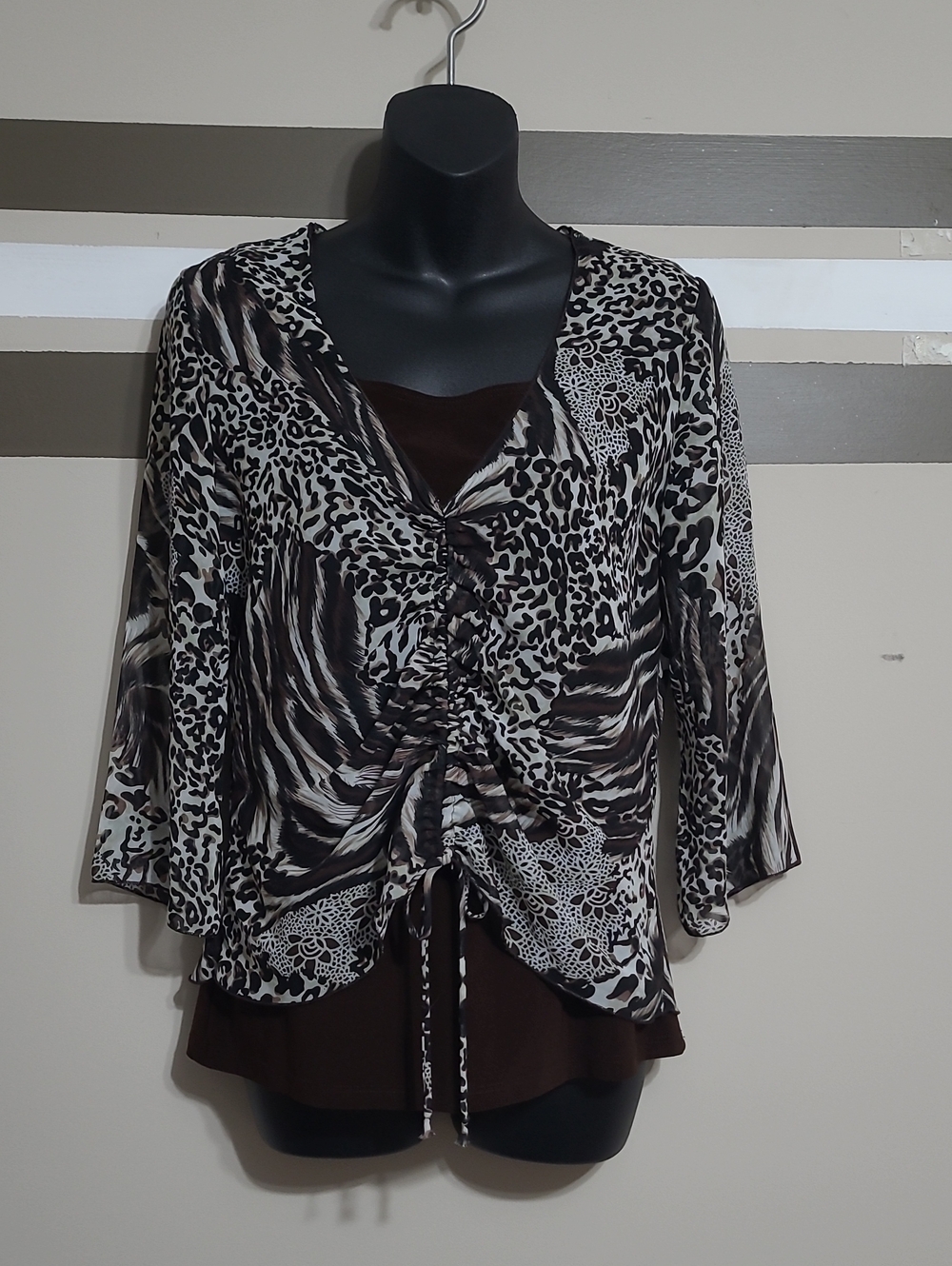 ⭐️ Laura Brown Sheer Mixed Animal Print Layered Ruched 3/4 Sleeve Blouse Sz Med